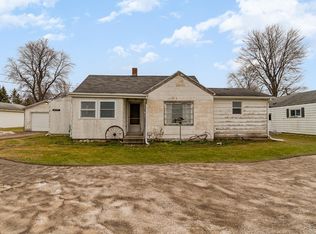 6771 East Rd, Saginaw, MI 48601