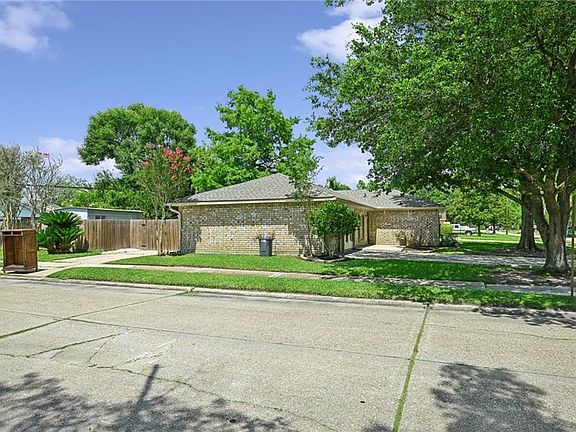 2nd image of 228 Scott Dr