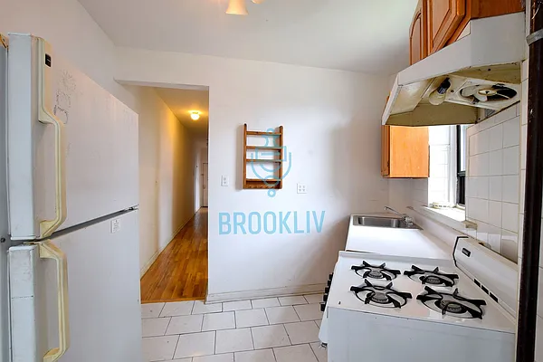 Rented by null | media 8