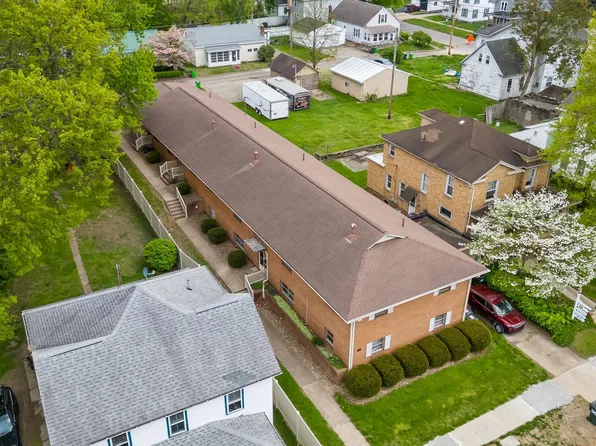 320 N 3rd St, Coshocton, OH 43812