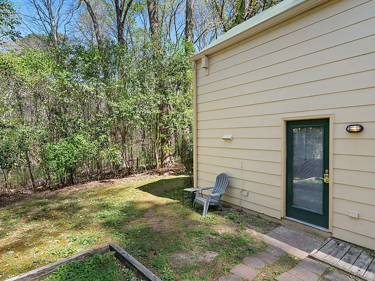 200 Purefoy Rd — Photo 8