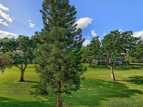 2nd image of 161 Mansfield Way #161-D
