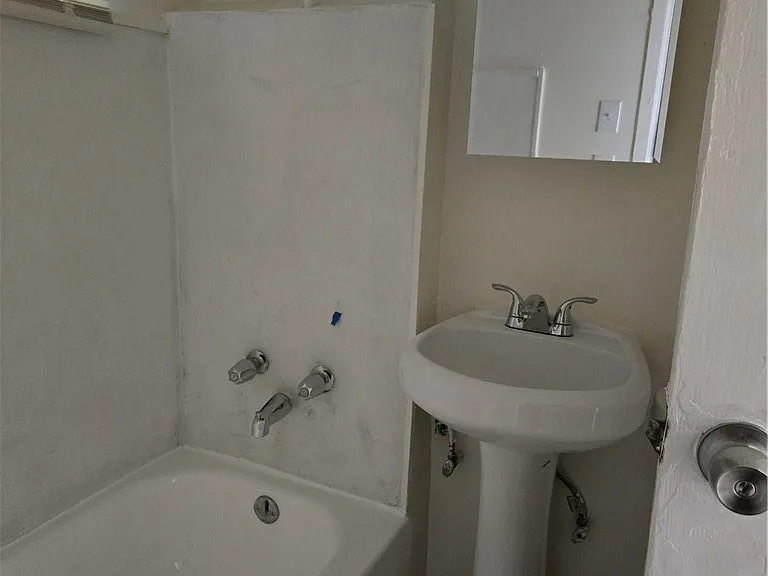 1777 Cerritos Ave #10 — Photo 12