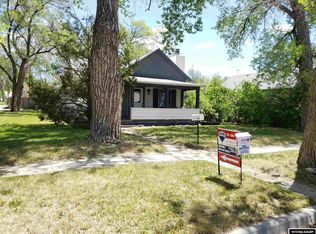 401 S 5th St, Douglas, WY 82633