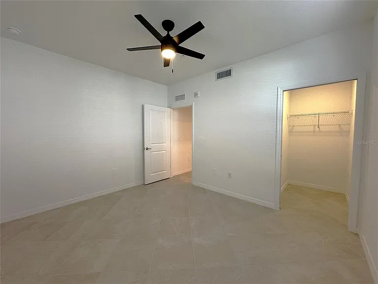 14231 Heritage Landing Blvd #1918 — Photo 12