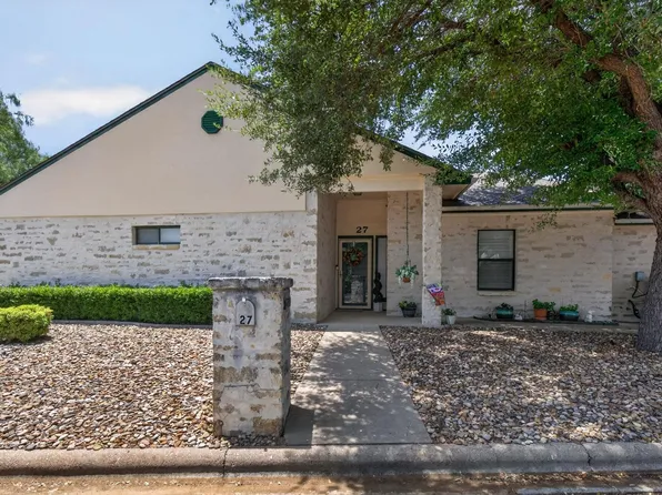 27 Fairway Lane, Meadowlakes, TX 78654