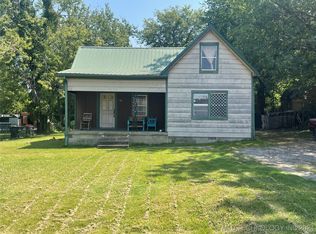 1106 Daisy St, Muskogee, OK 74403