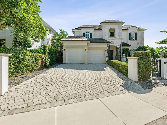 2nd image of 1020 Ponce De Leon Drive