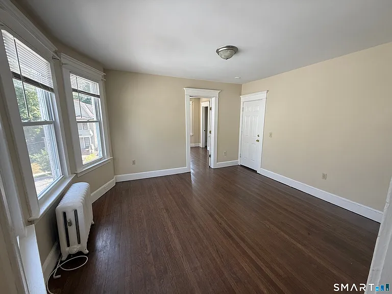 49 Fairfield St #2 — Photo 6