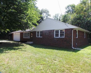 100 Dearborne Ave, Blackwood, NJ, 08012