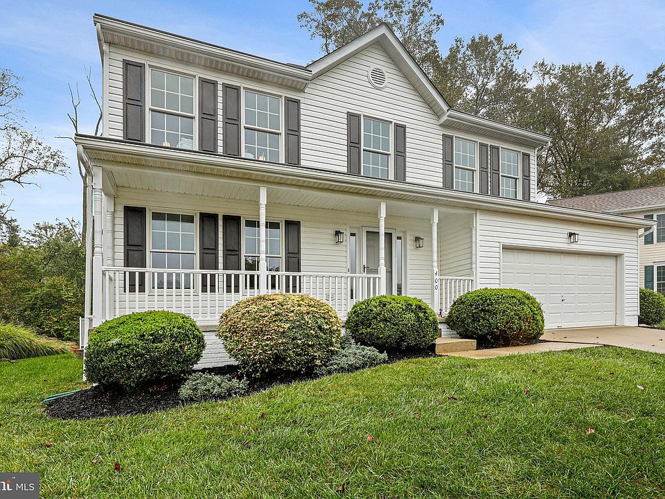1st image of 400 Gresham Ct