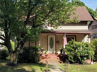 12 Crescent Pl, Middletown, NY 10940