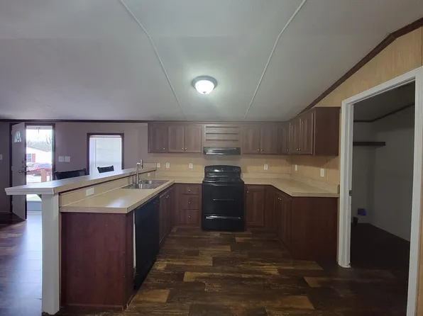 2001 S Macarthur Blvd Trailer 152, Oklahoma City, OK 73128
