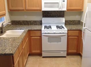 1524 Wall St APT B, Tracy, CA