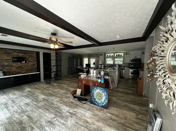 4679 Liberty Blvd, Holt, FL 32564