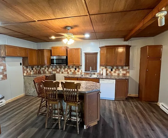 Kutz Farm Dr — Photo 13