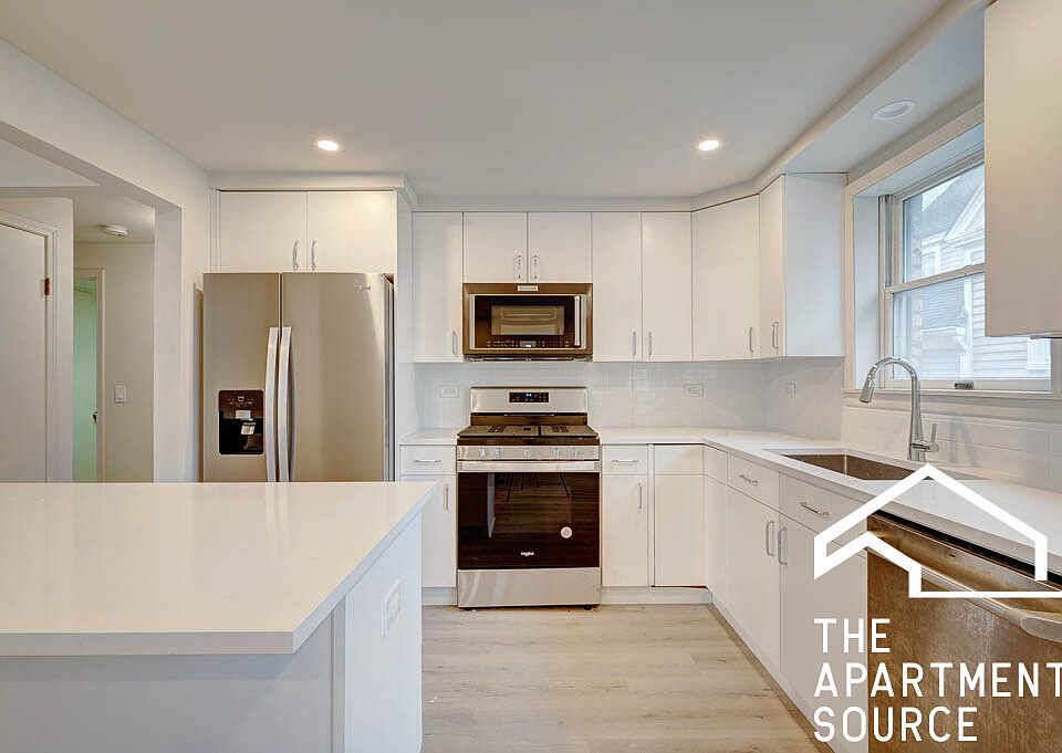 1st image of 4146 N Kedvale Ave APT 2B