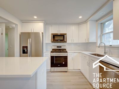 4146 N Kedvale Ave APT 2B, Chicago, IL, 60641