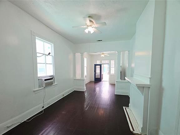 3rd image of 421 S Genois St