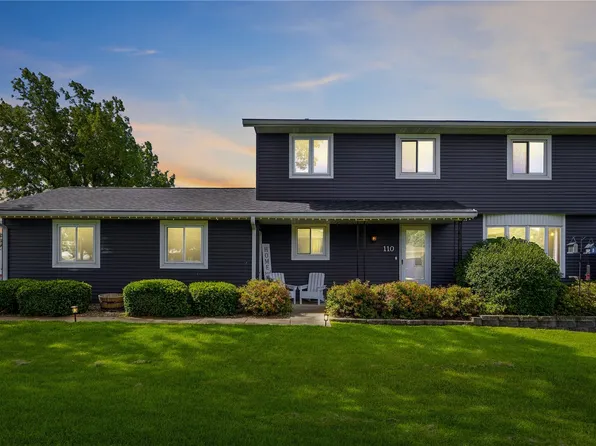 110 3rd St, Watkins, IA 52354