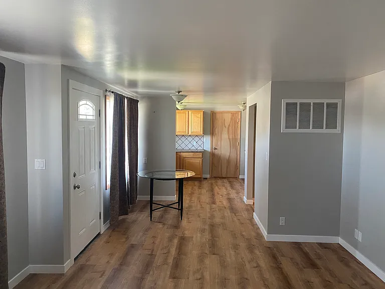 529 N Earl Rd — Photo 7