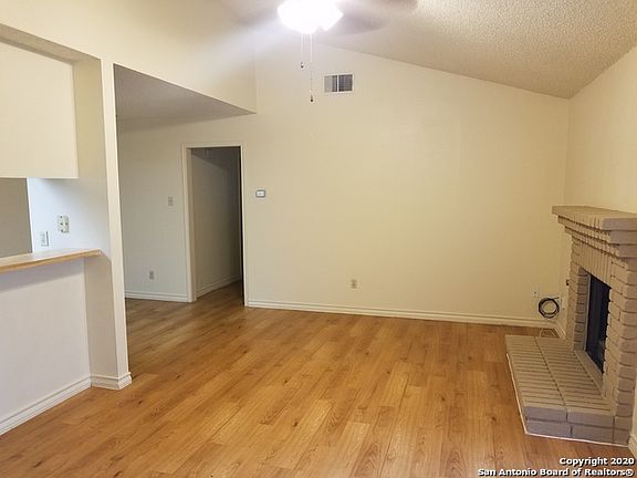 3rd image of 9932 Ardash Ln