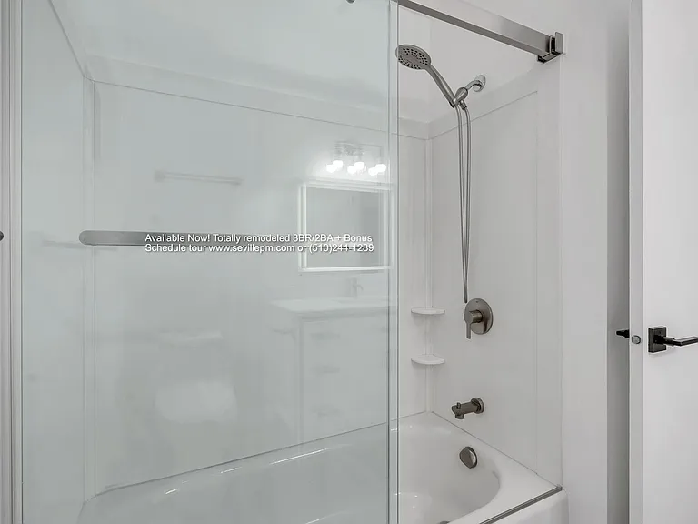 5945 Girvin Dr — Photo 24