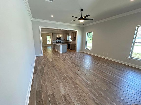 3rd image of 18731 Corlis Green Dr