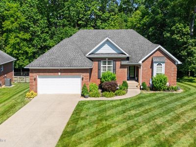2023 Prestwick Dr, La Grange, KY, 40031
