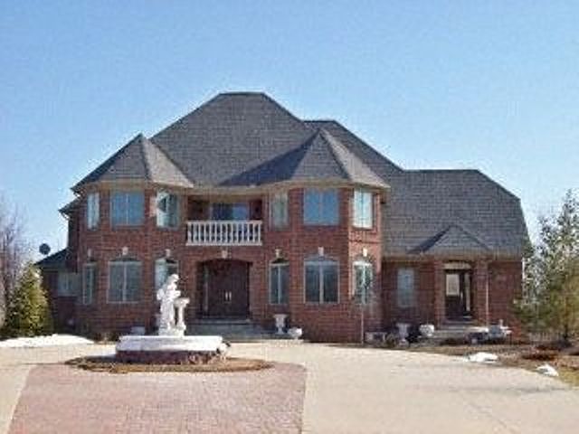 1st image of 78672 Pearl Dr