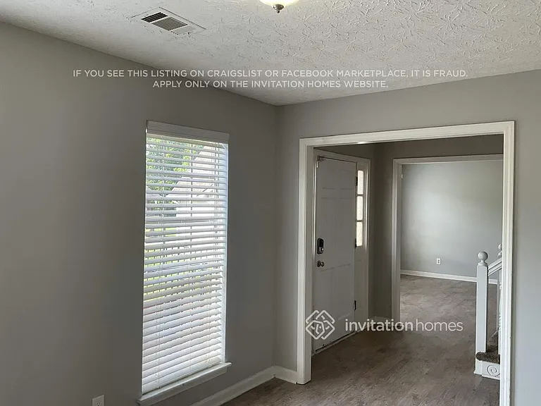 210 Enon Ct SW — Photo 2