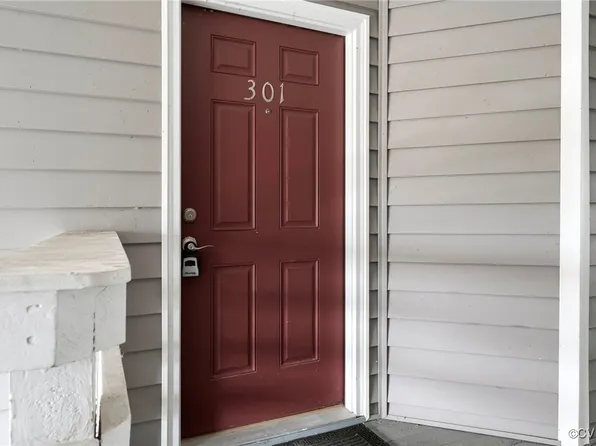 504 Ocean Trace Arch APT 301, Virginia Beach, VA 23451