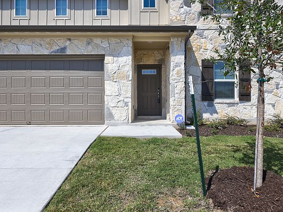 4th image of 117 Fairmeadow Downs Dr
