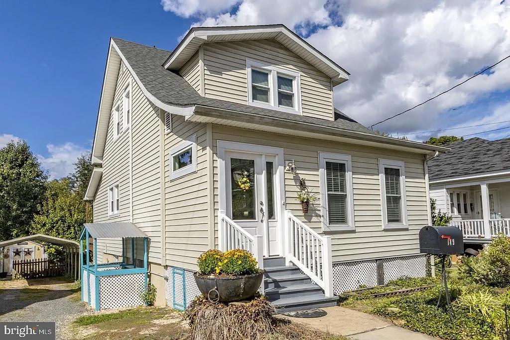 149 Barbour St photo 1