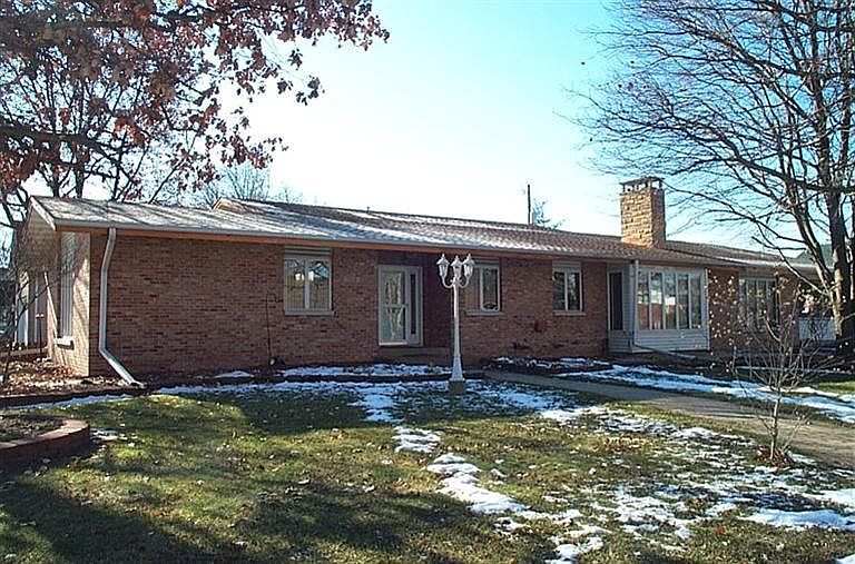 1st image of 2050 171st St