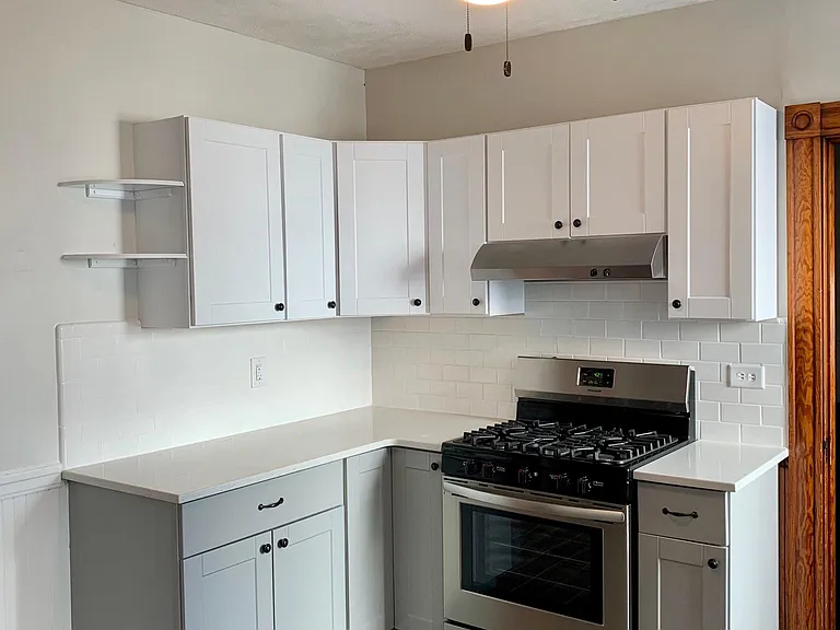 40 Hamilton Rd #1 — Photo 2