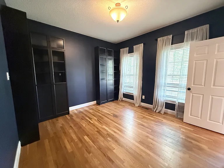 5700 Stockport Ter — Photo 18