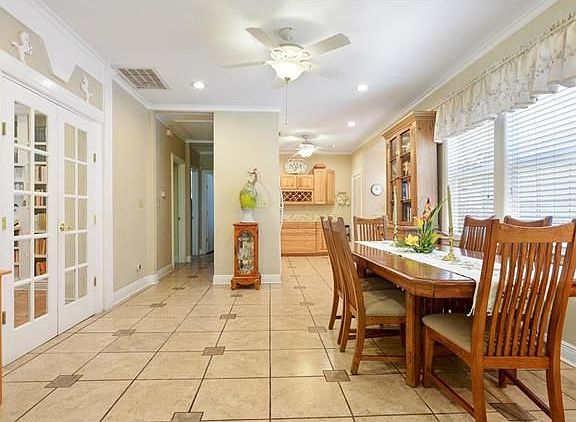 5th image of 3151 State Street Dr