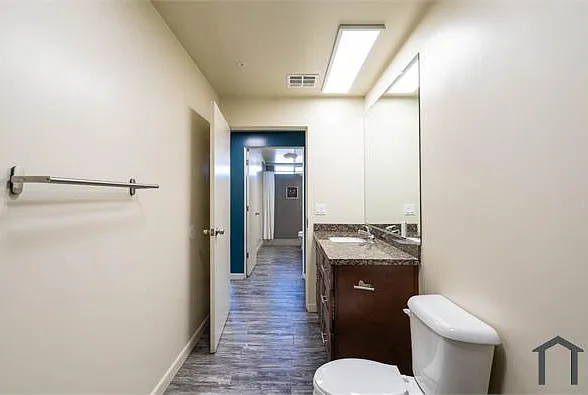 130 S Soto St — Photo 18