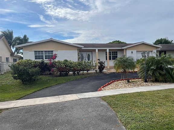 2nd image of 11600 NW 13th Court