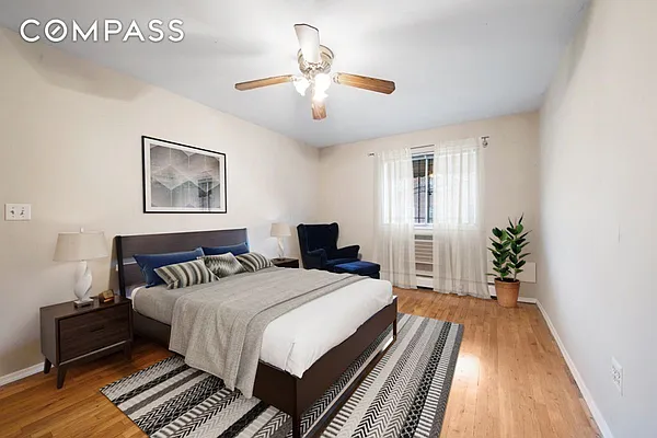 Rented by Compass | media 21