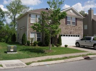 946 Legacy Park Rd, Mount Juliet, TN 37122