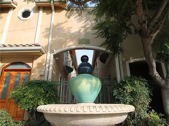 2nd image of 216 N Buena Vista St Unit 115