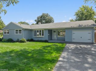 2101 Wing St, Rolling Meadows, IL 60008