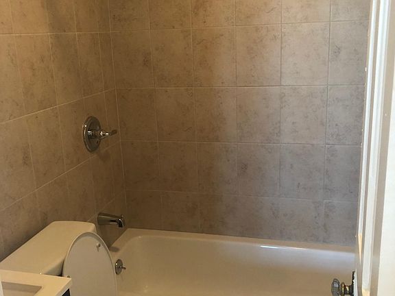 5th image of 2342 15th St #B