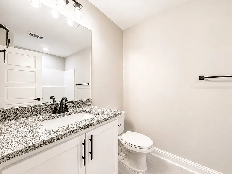419 Madison Ave — Photo 19