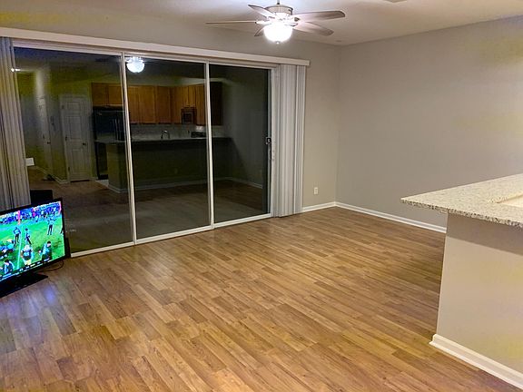 5th image of 5721 Parkstone Crossing Dr