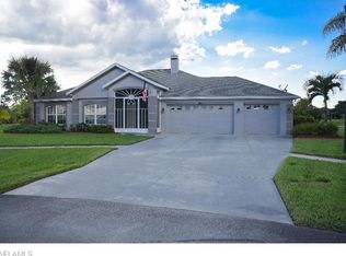 4544 Varsity Lakes Ct, Lehigh Acres, FL 33971