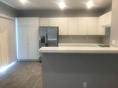 1st image of 161161 Prestwicke Way