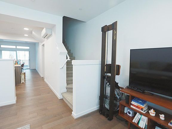 3rd image of 1455 159th Pl NE #1455